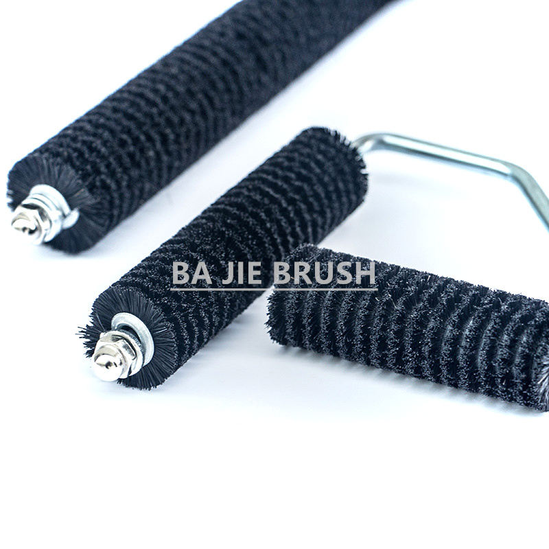 Bristle Roller